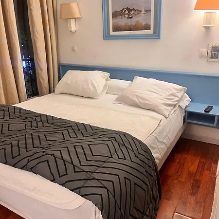 Hotel Le Velodrome Paris